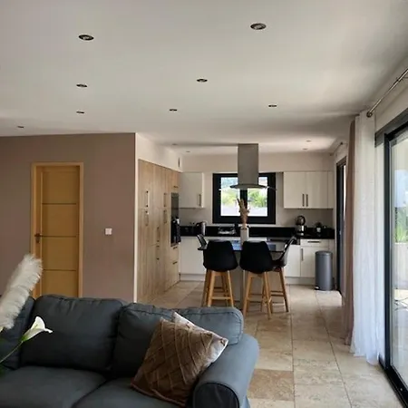 Holiday home D'exception Avec Piscine Privee - La Crau - 8 Pers. - Fr-1-826-19